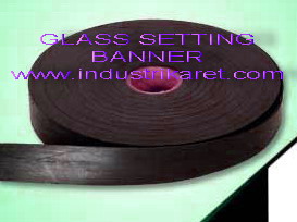 Glass setting banner