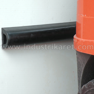 Karet bumper | Karet Fender Untuk Area Pergudangan