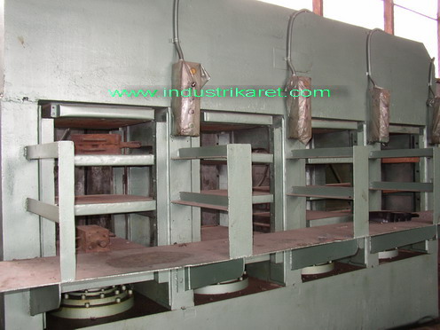 Production Oven Press Cure